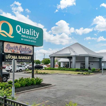 ליבוניה Quality Inn & Suites Banquet Center מראה חיצוני תמונה